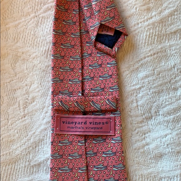 Vineyard Vines Tie - Picture 3 of 3